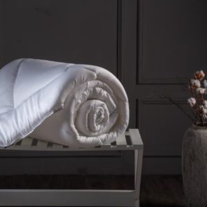 Luxury Down Alternative Duvet – King